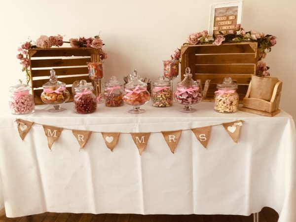 DIY Sweet Table