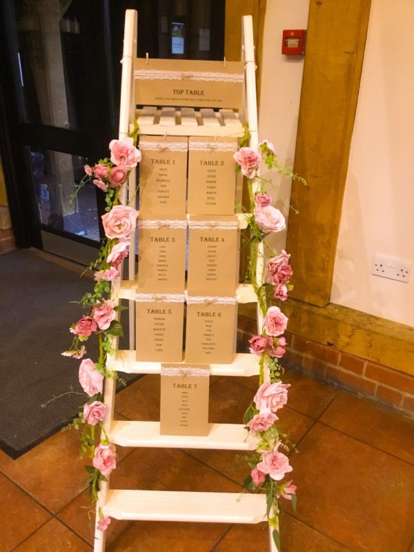 Cream Ladder Table Plan