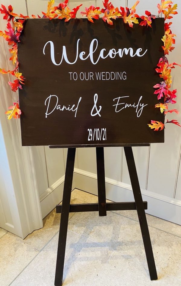 Dark Wood Personalised Welcome to Our Wedding Sign