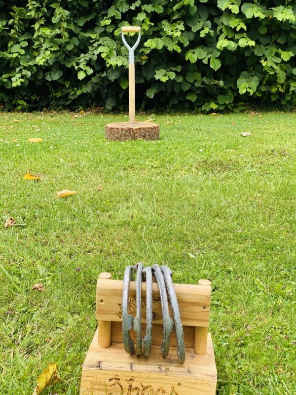 Horseshoe Toss