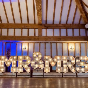 MR & MRS Letters
