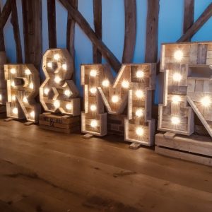 MR & MR Letters