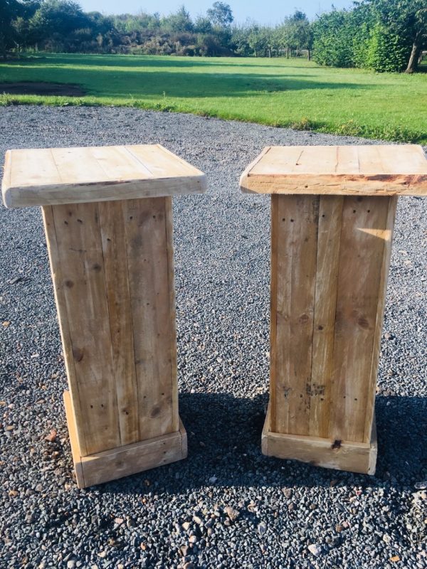 2x Rustic Podiums