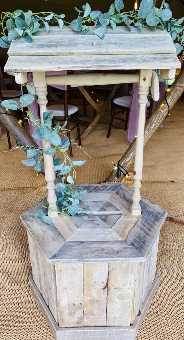 Rustic Lockable Wishing Well